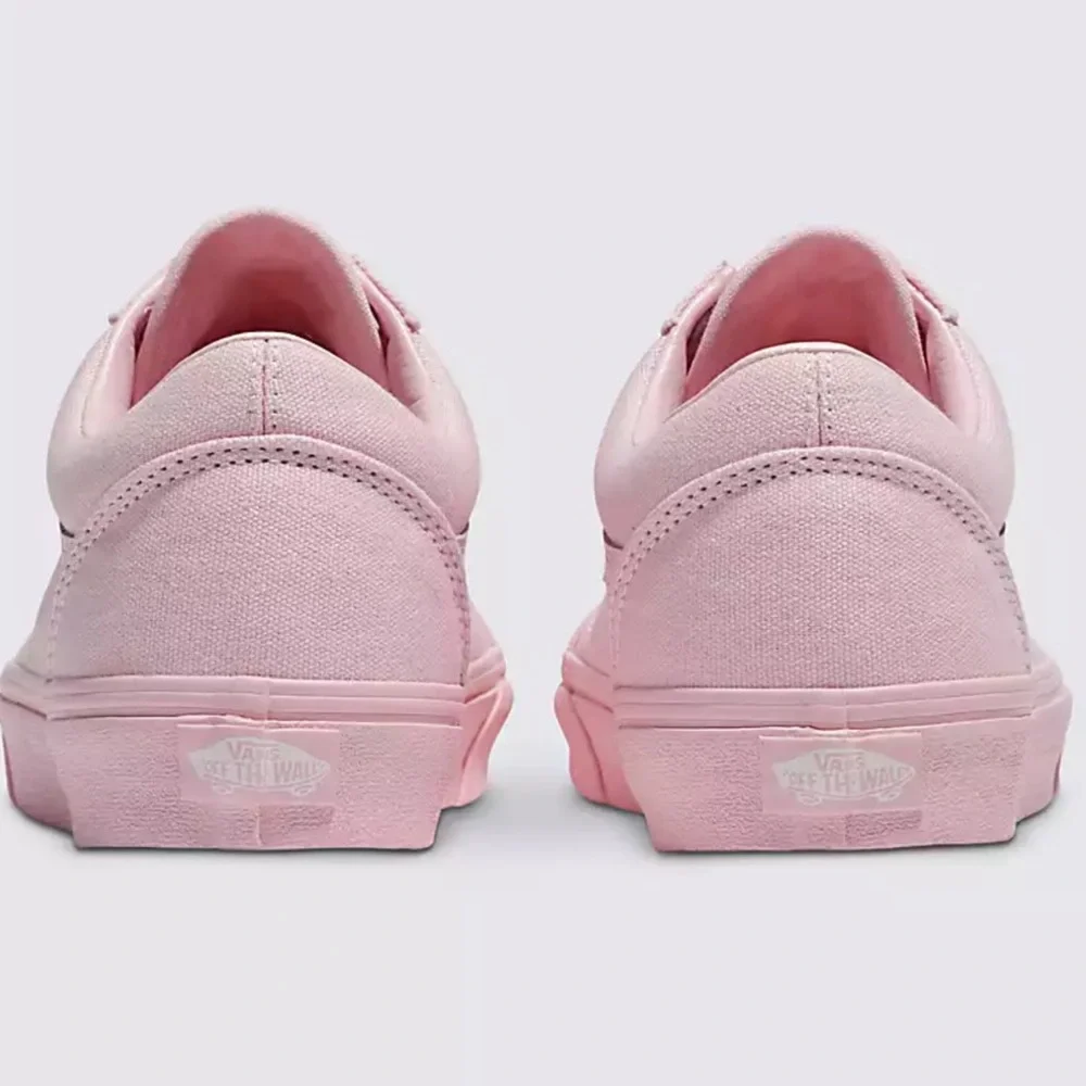 Vans WMNS Old Skool
Pastel Mono Pink
VN000CT8PNK 
Sneakers - Picture 10 of 16